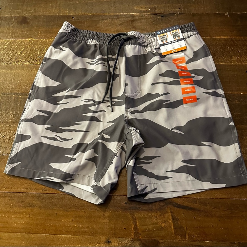 Men's Gray Camo Swim Shorts - Small